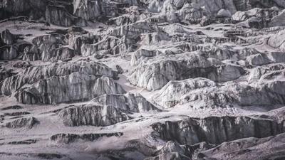 Un hallazgo bajo un volcán de EE. UU. amenaza el dominio global del litio de China